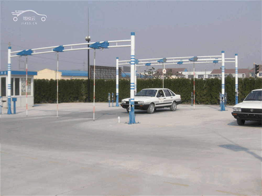公交驾校_公交驾校怎么样_公交驾校报名费多少_公交驾校地址-濮阳驾校